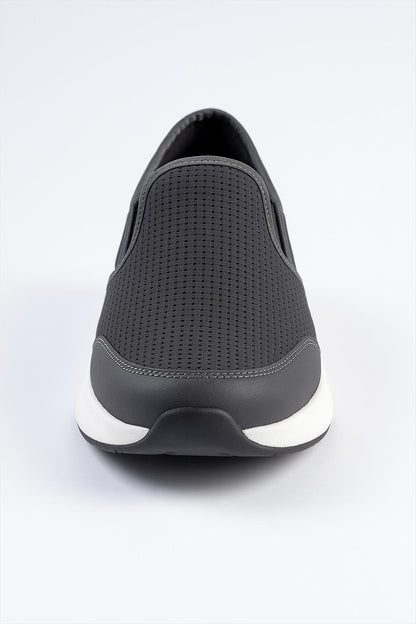 Airflow Sneaker